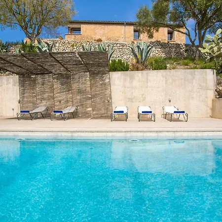 Cozy In With Outdoor Swimming Pool Holiday home