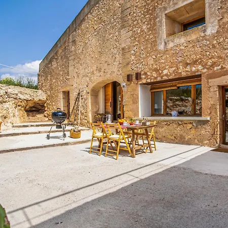 Cozy In With Outdoor Swimming Pool *