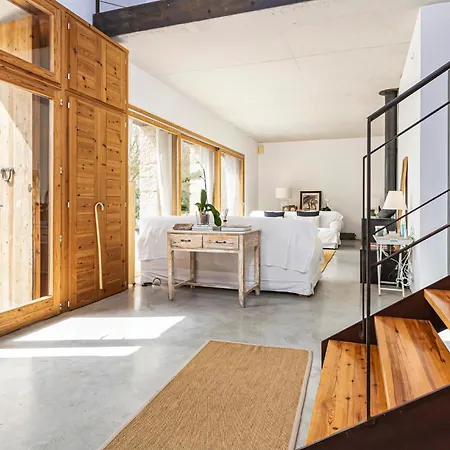 Cozy In With Outdoor Swimming Pool Holiday home Ariany